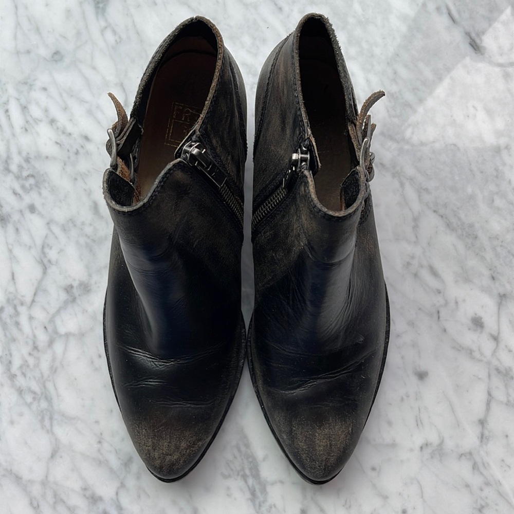 Frye Zip Ankle Boots 7M Antiqued
